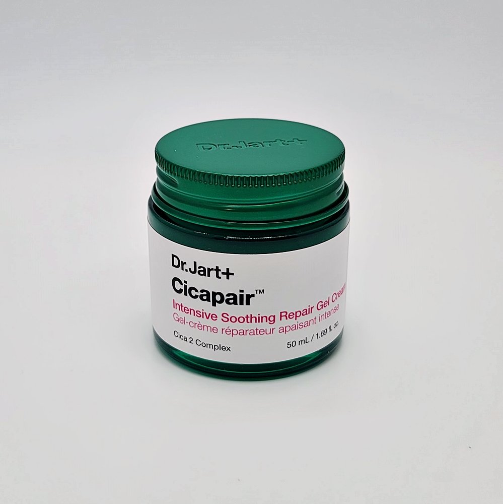 Bakit Pinag-uusapan ang Dr. Jart+ Cicapair Tiger Grass Color Correcting Treatment na May Kulay na Nagbabago? ✨