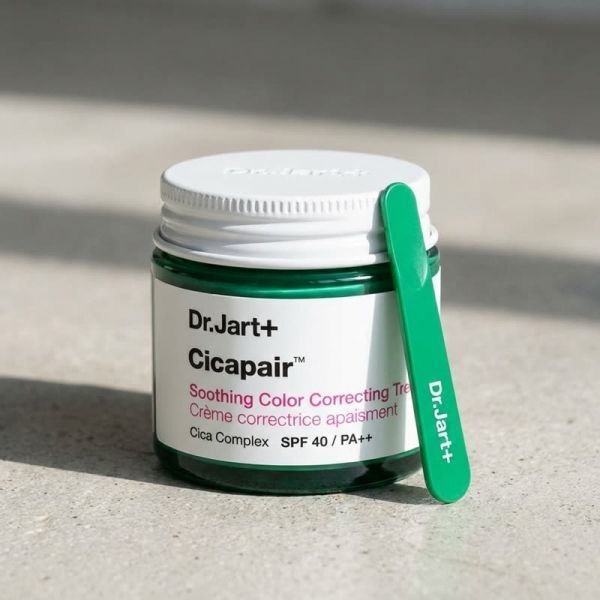 Bakit Pinag-uusapan ang Dr. Jart+ Cicapair Tiger Grass Color Correcting Treatment na May Kulay na Nagbabago? ✨